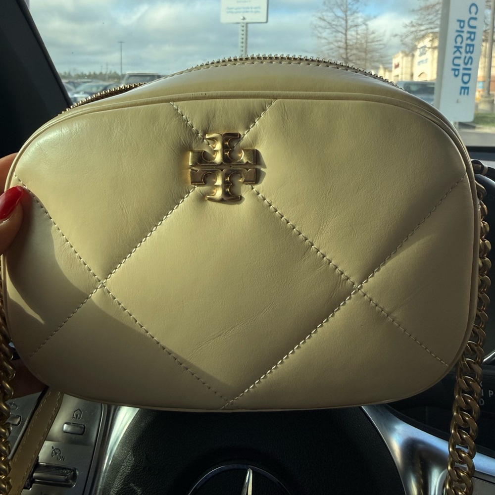 Tory Burch Quilted Cream Leather Chain Crossbody